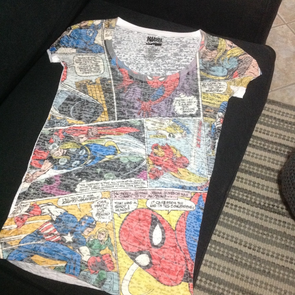 Marvel M tshirt